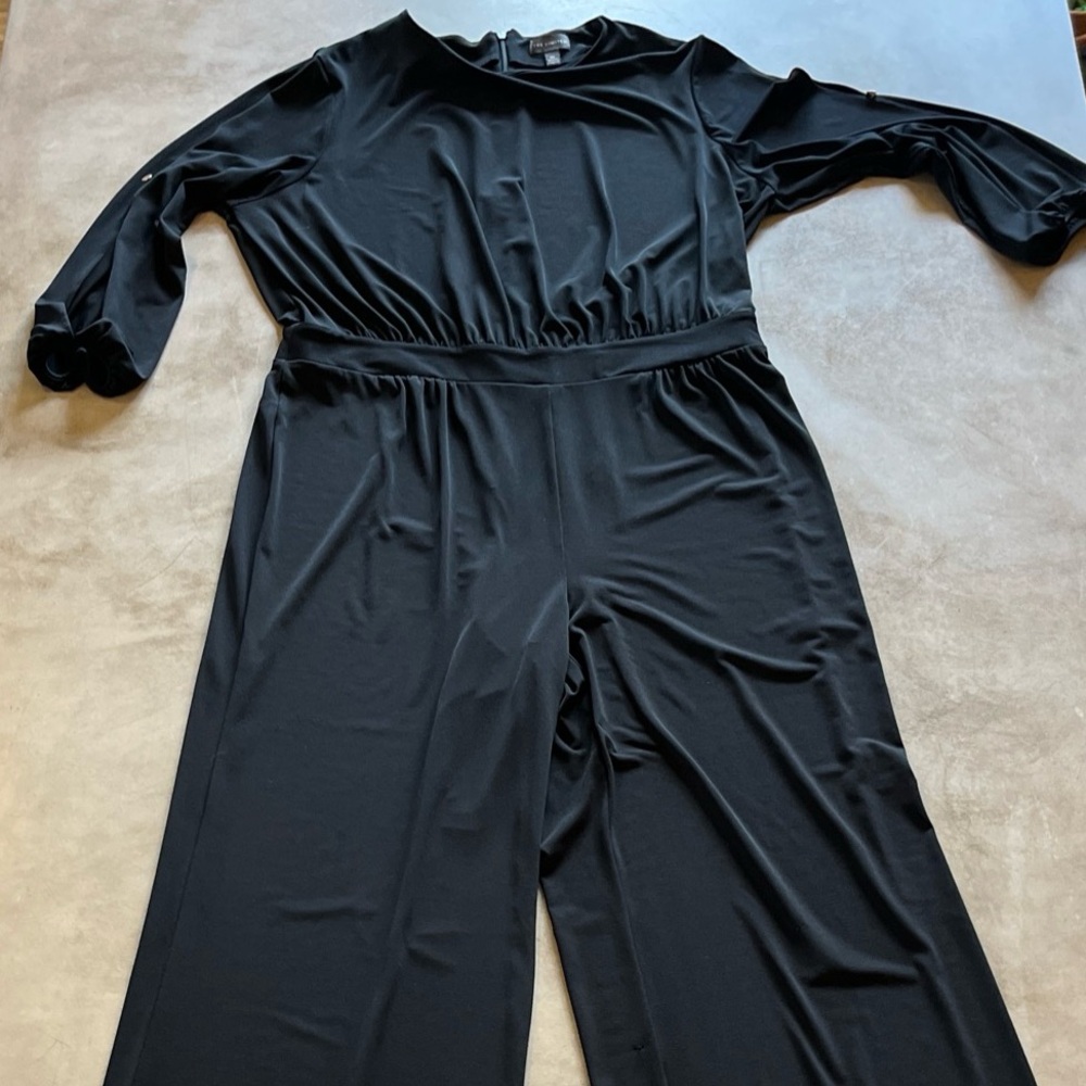 The Limited Women’s Plus 0X Black Jumpsuit, Wide Leg, Split Sleeves Back Zip Up